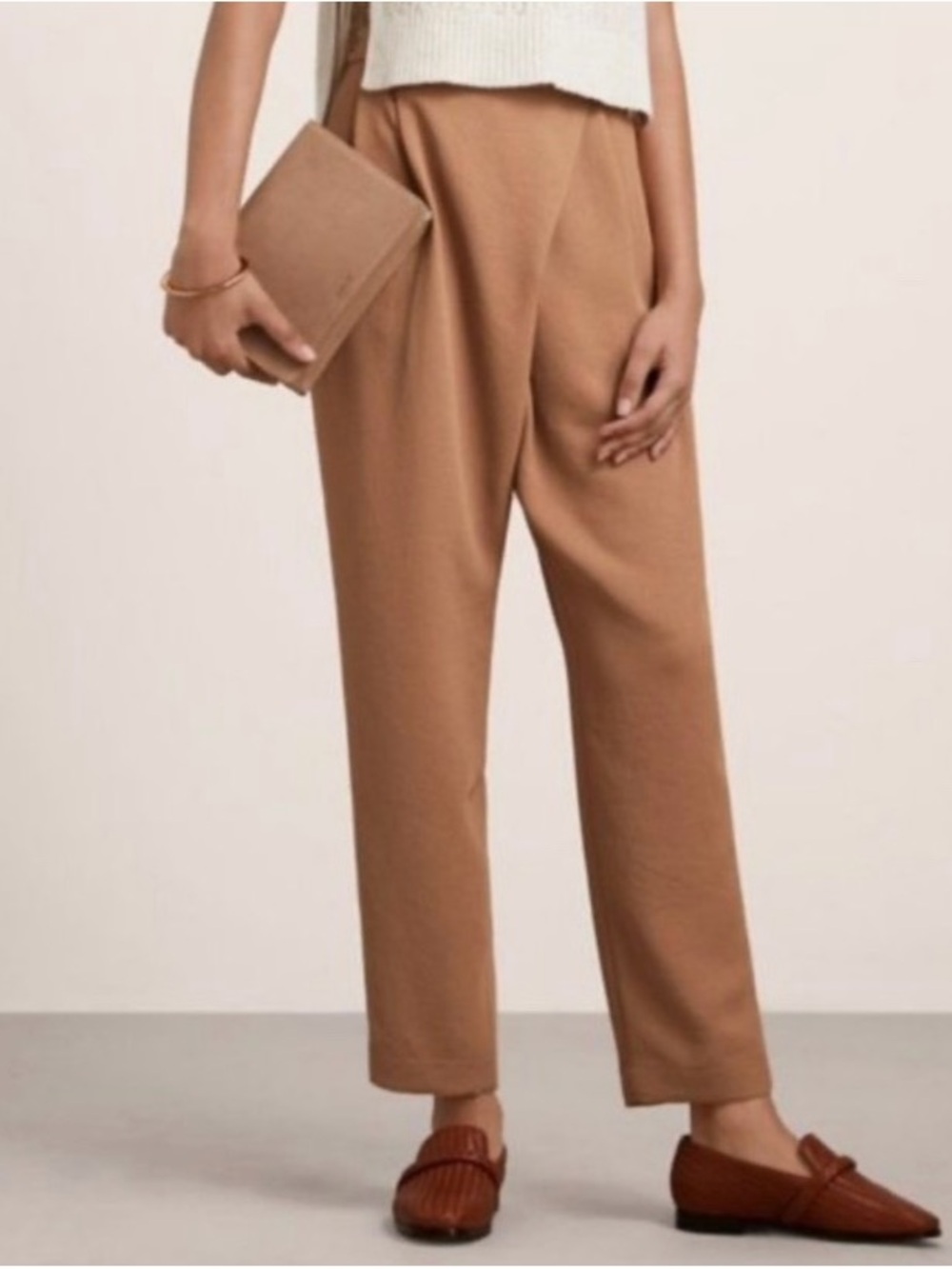 Aritzia Musseaux Tailored High-Rise Straight Pants